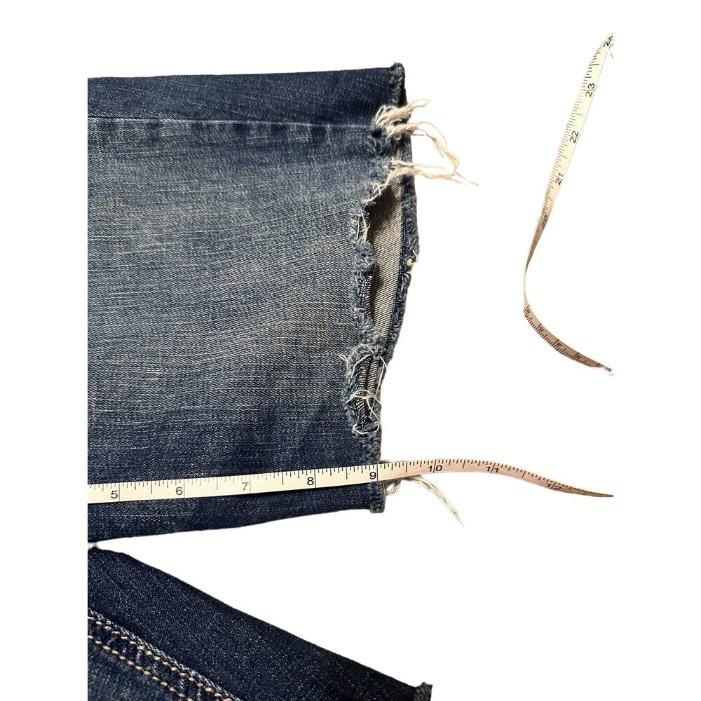 Silver Jeans Hand Cut Bermuda Shorts Size 30 - Suki Slim Boot - Picture 6 of 6